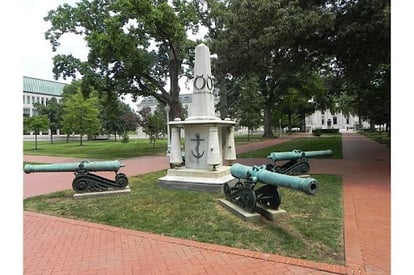 midshipmen monument